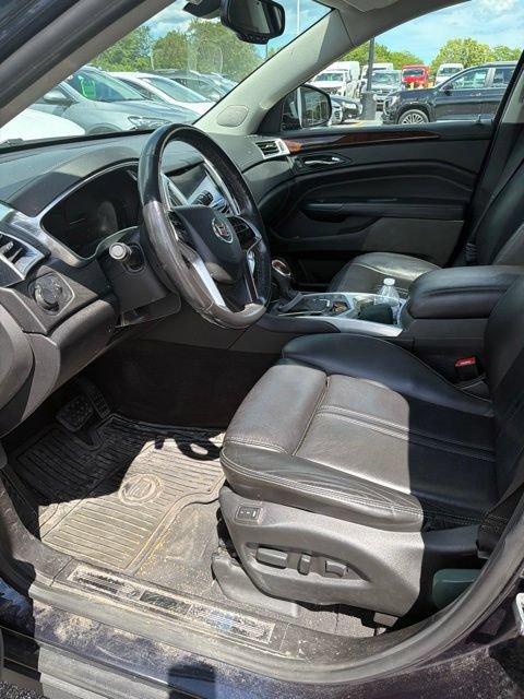 Used 2015 Cadillac SRX Luxury w/ Driver Awareness Package FWD image 6