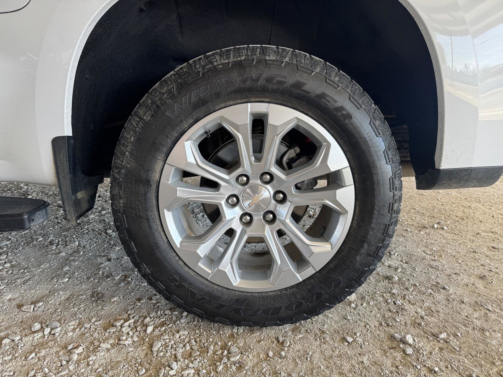 Used 2024 Chevrolet Silverado 1500 LTZ image 43