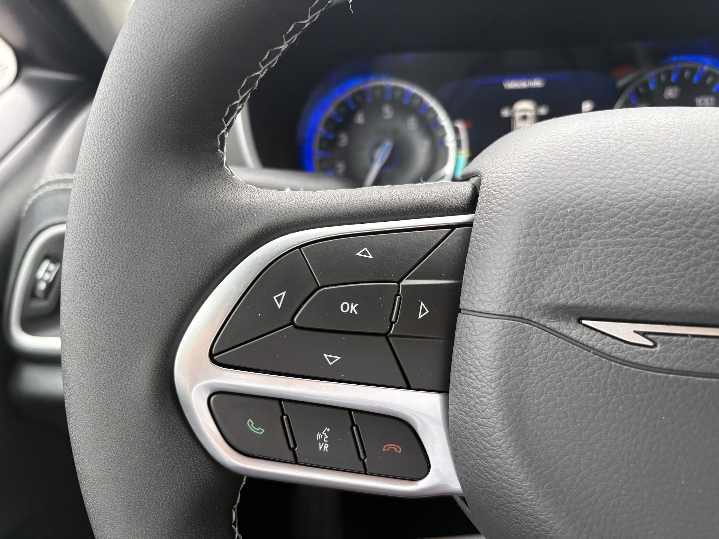 New 2027 Chrysler Pacifica Select AWD/4WD image 20