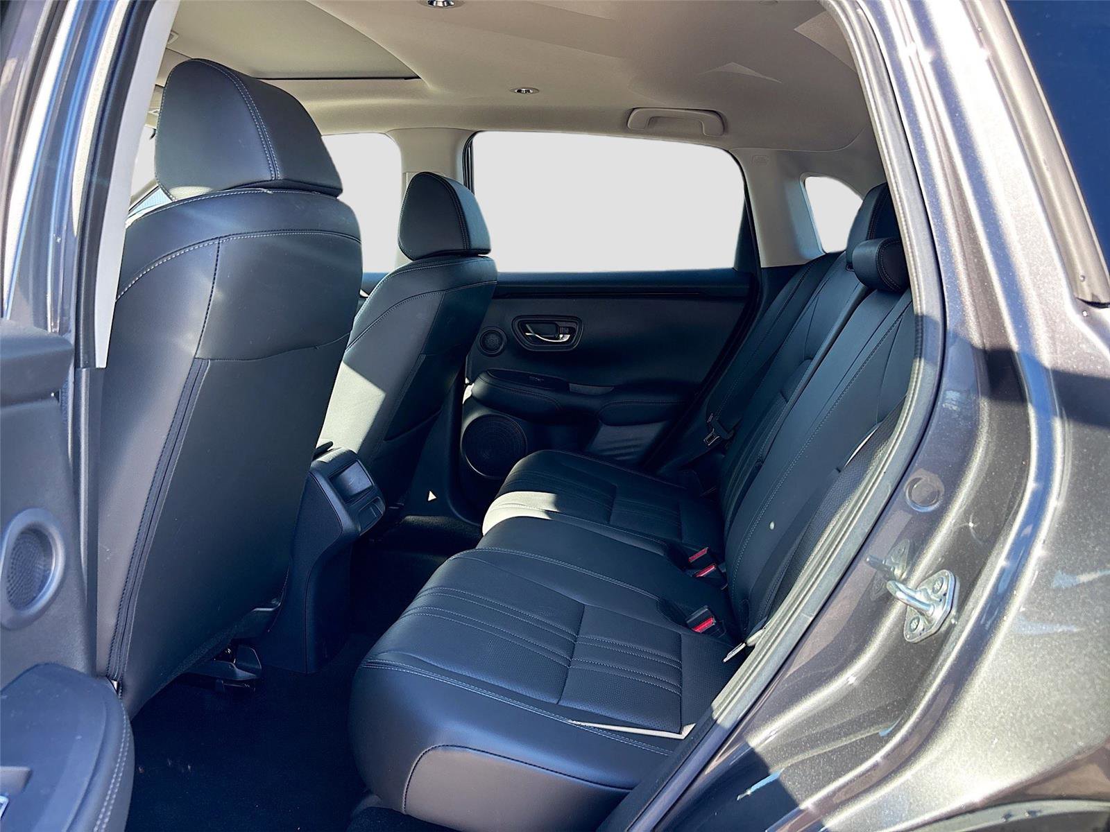 Certified 2023 Honda HR-V EX-L image 28