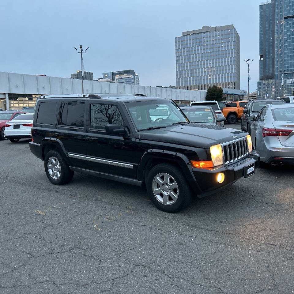 Used 2008 Jeep Commander Limited w/ Trailer Tow Group IV image 5