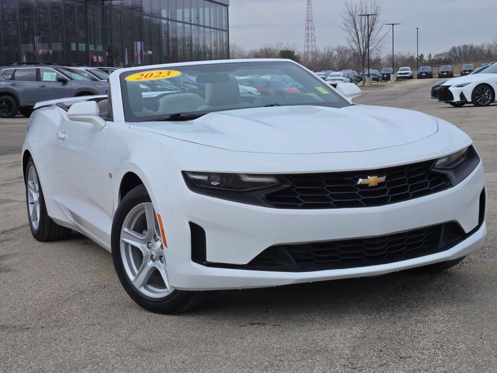 Used 2023 Chevrolet Camaro LT image 4