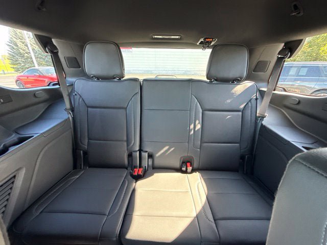 Used 2022 GMC Yukon Denali AWD/4WD image 18