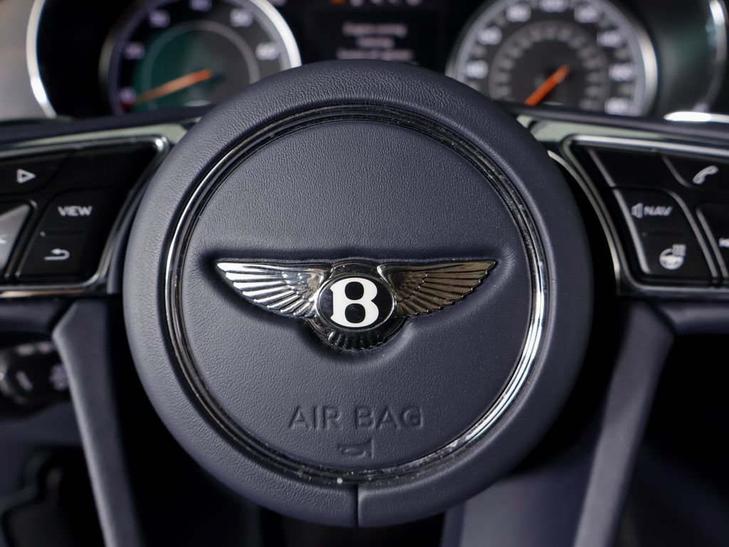 Used 2019 Bentley Bentayga image 25