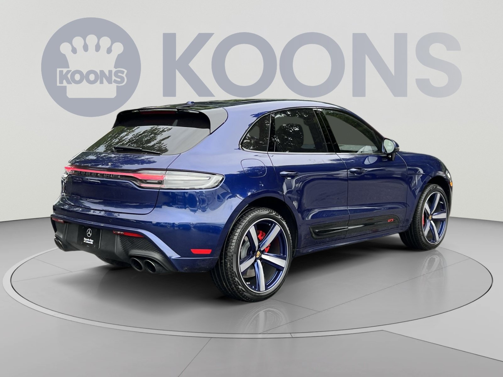 Used 2025 Porsche Macan GTS AWD/4WD image 11