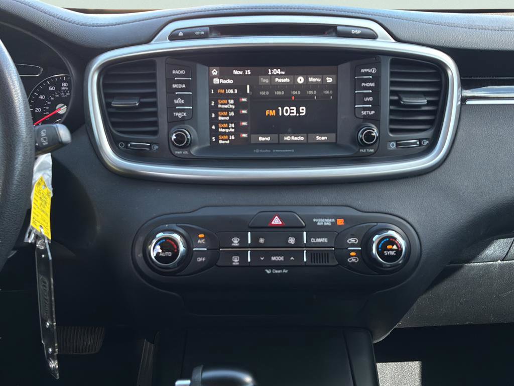 Used 2018 Kia Sorento FWD image 20