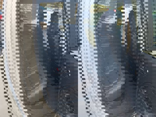 Used 2021 Chevrolet Colorado LT w/ Luxury Package image 30