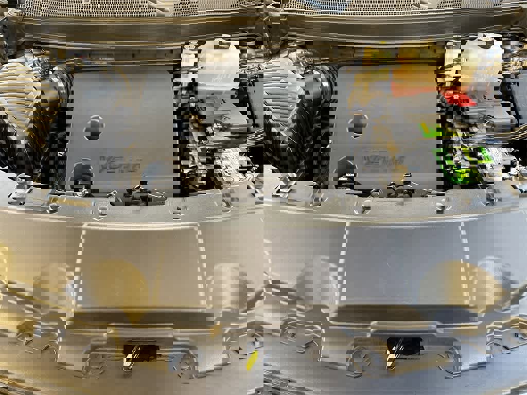 Used 2020 Chevrolet Traverse RS image 9