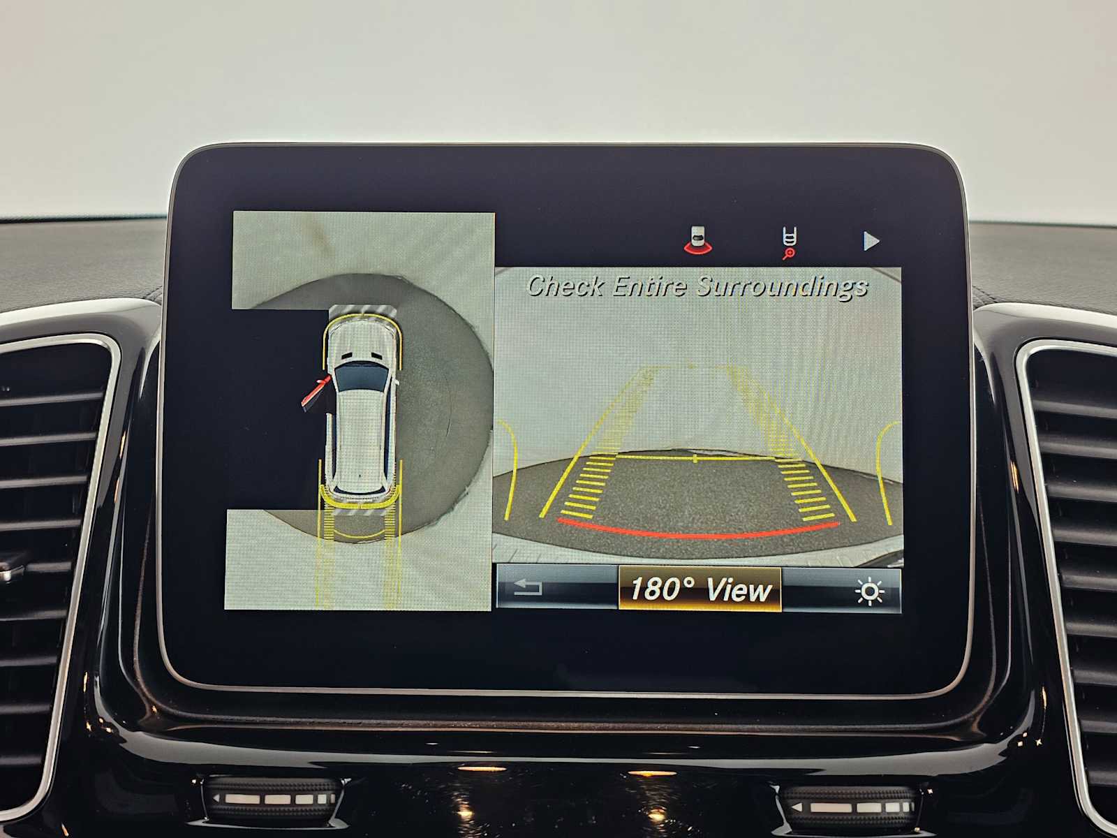 Used 2019 Mercedes-Benz GLS 550 4MATIC image 28