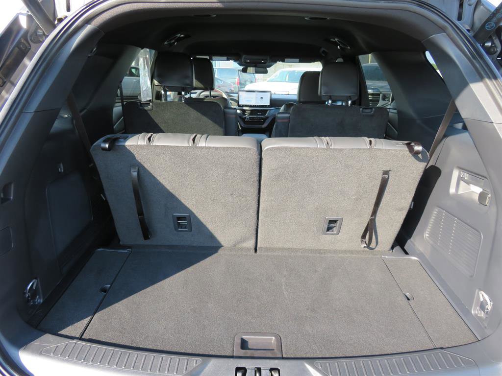 Used 2025 Ford Explorer ST-Line image 30