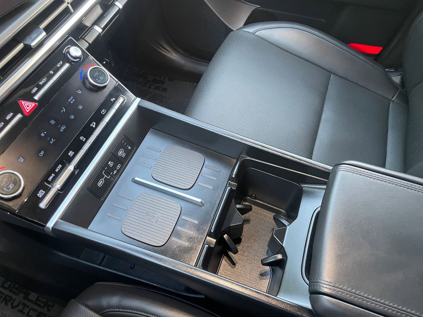 Used 2025 Hyundai Santa Fe SEL image 41