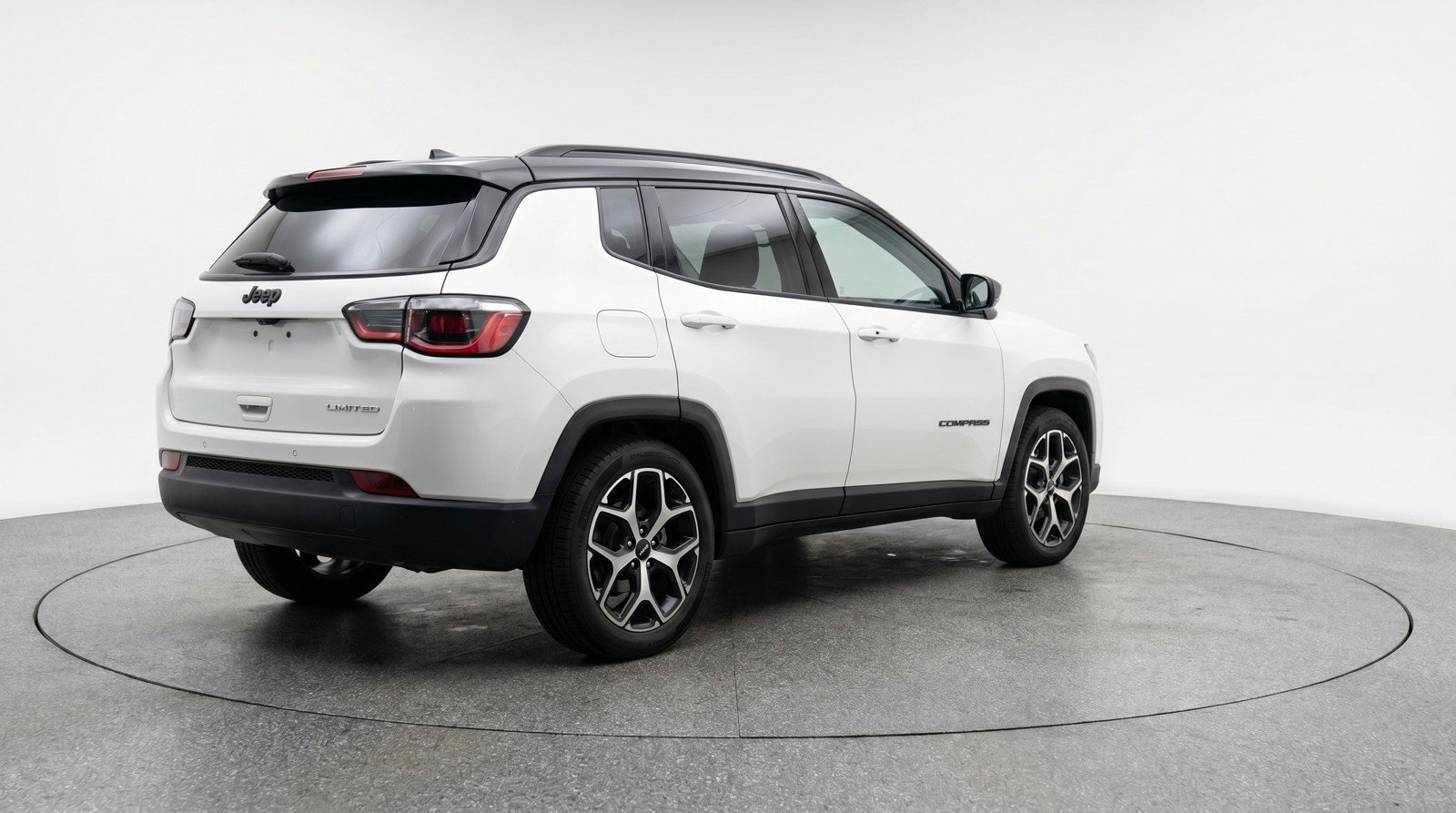 Used 2025 Jeep Compass Limited AWD/4WD image 9