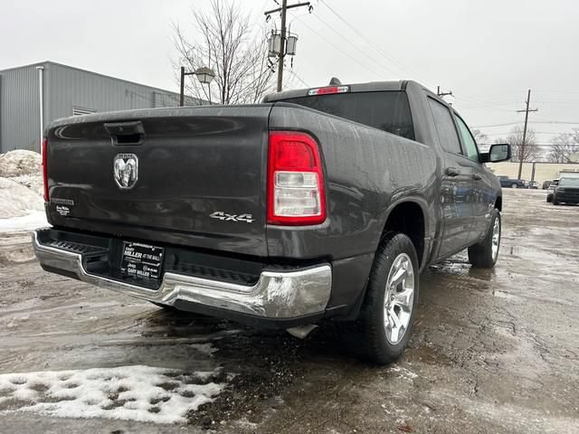 Used 2022 RAM 1500 Big Horn AWD/4WD image 3