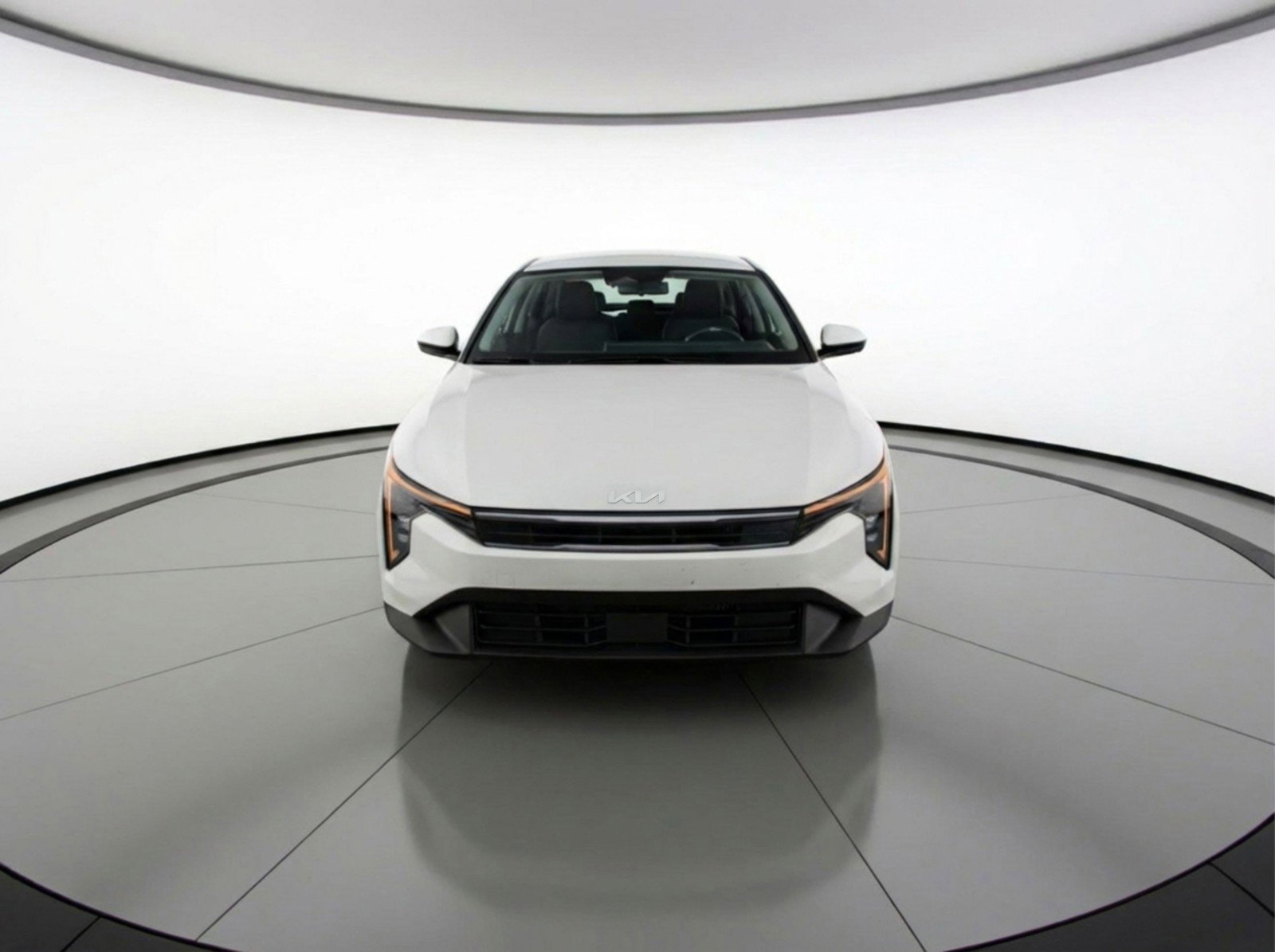 Used 2025 Kia K4 LXS image 2