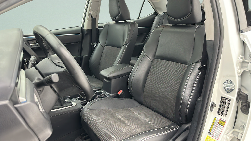 Used 2015 Toyota Corolla S FWD image 14