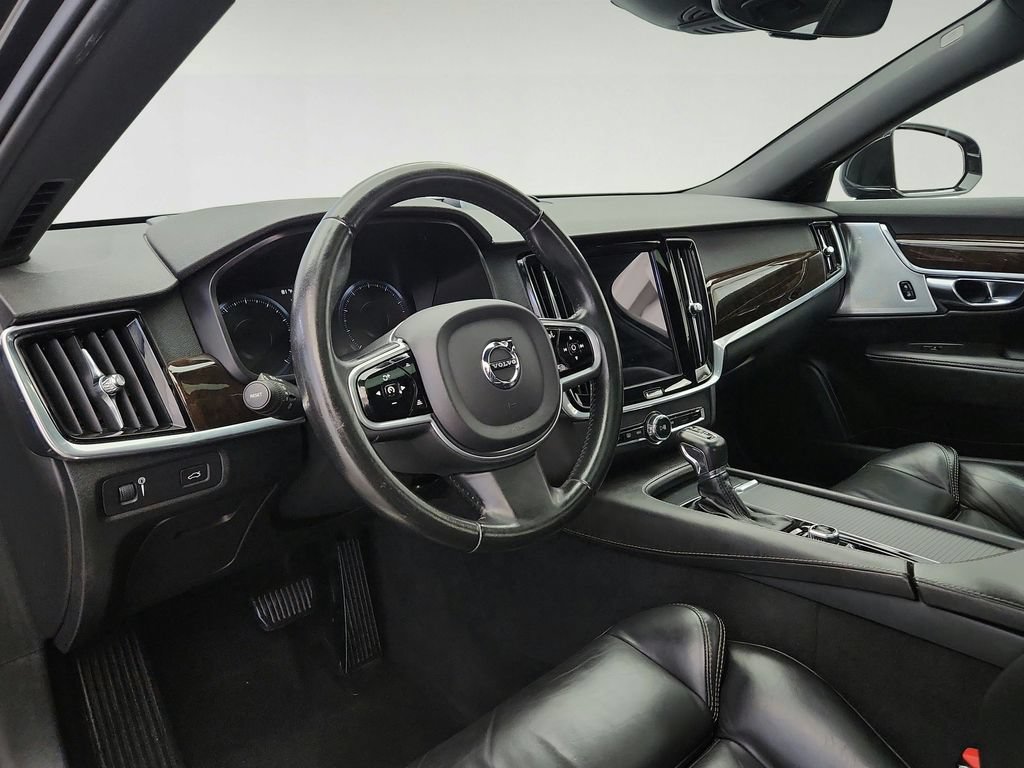 Used 2017 Volvo S90 T6 Momentum w/ Vision Package AWD/4WD image 10