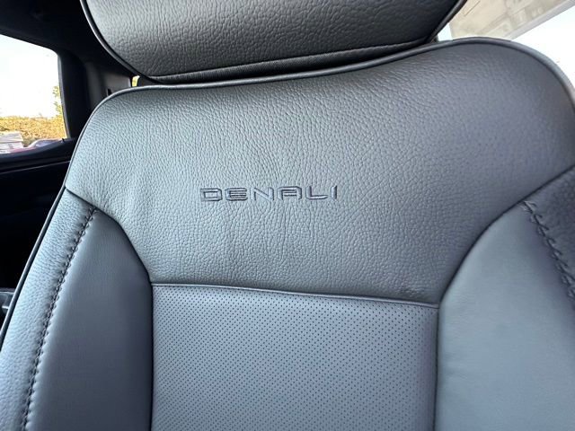 New 2026 GMC Sierra 1500 Denali w/ Denali Reserve Package image 16