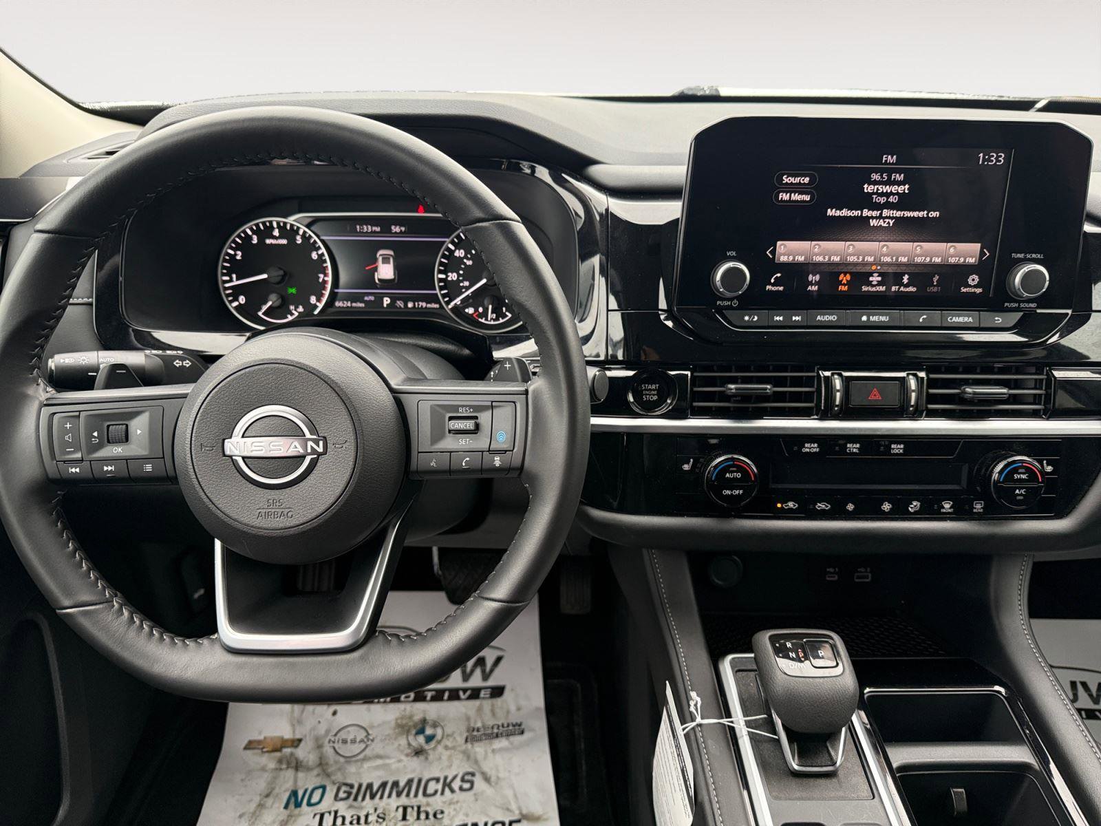 Used 2025 Nissan Pathfinder SV w/ Cargo Package image 13