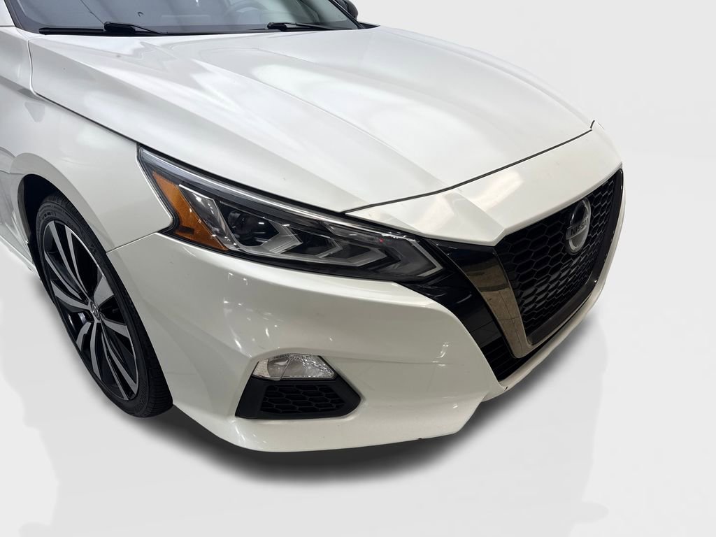 Used 2022 Nissan Altima 2.0 SR FWD image 16