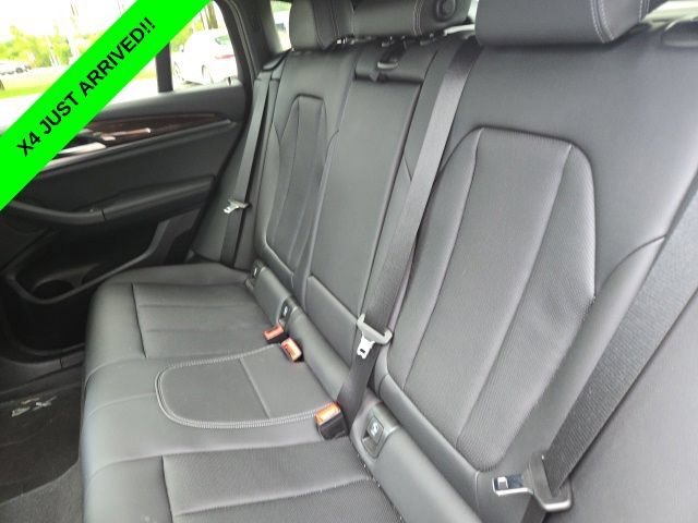 Used 2024 BMW X4 xDrive30i w/ Premium Package AWD/4WD image 10