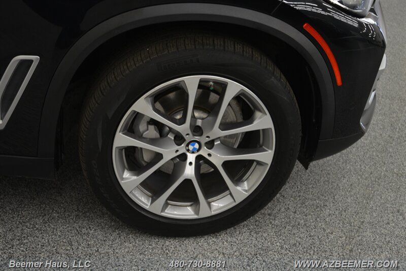 Used 2019 BMW X5 xDrive40i AWD/4WD image 49