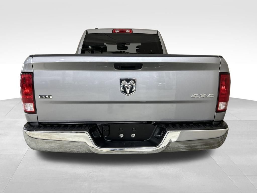 Used 2024 RAM 1500 Classic SLT image 4