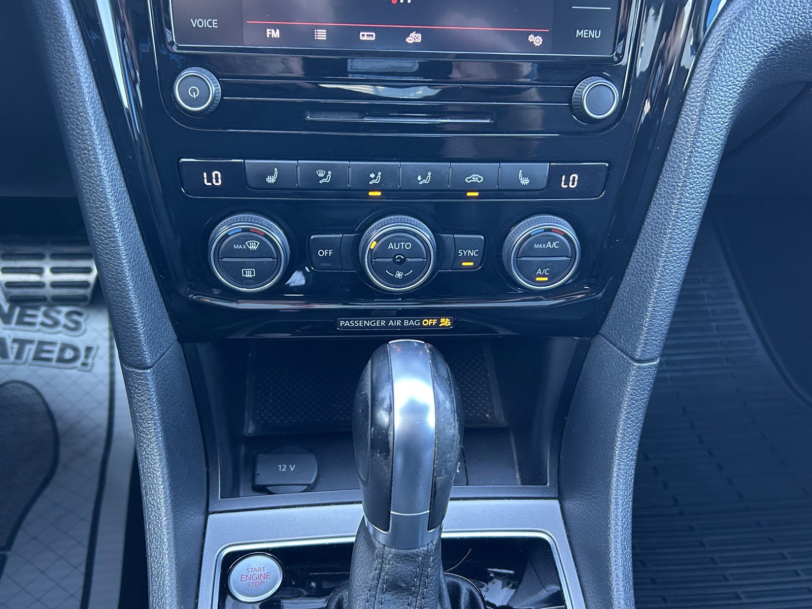 Used 2020 Volkswagen Passat 2.0T R-Line image 30