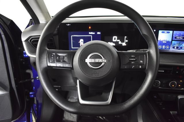 Used 2025 Nissan Kicks SV w/ SV Premium Package AWD/4WD image 13
