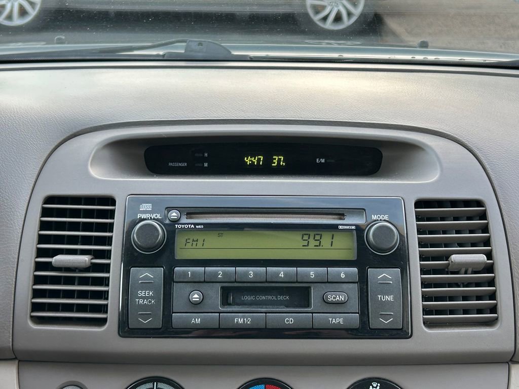 Used 2003 Toyota Camry image 24