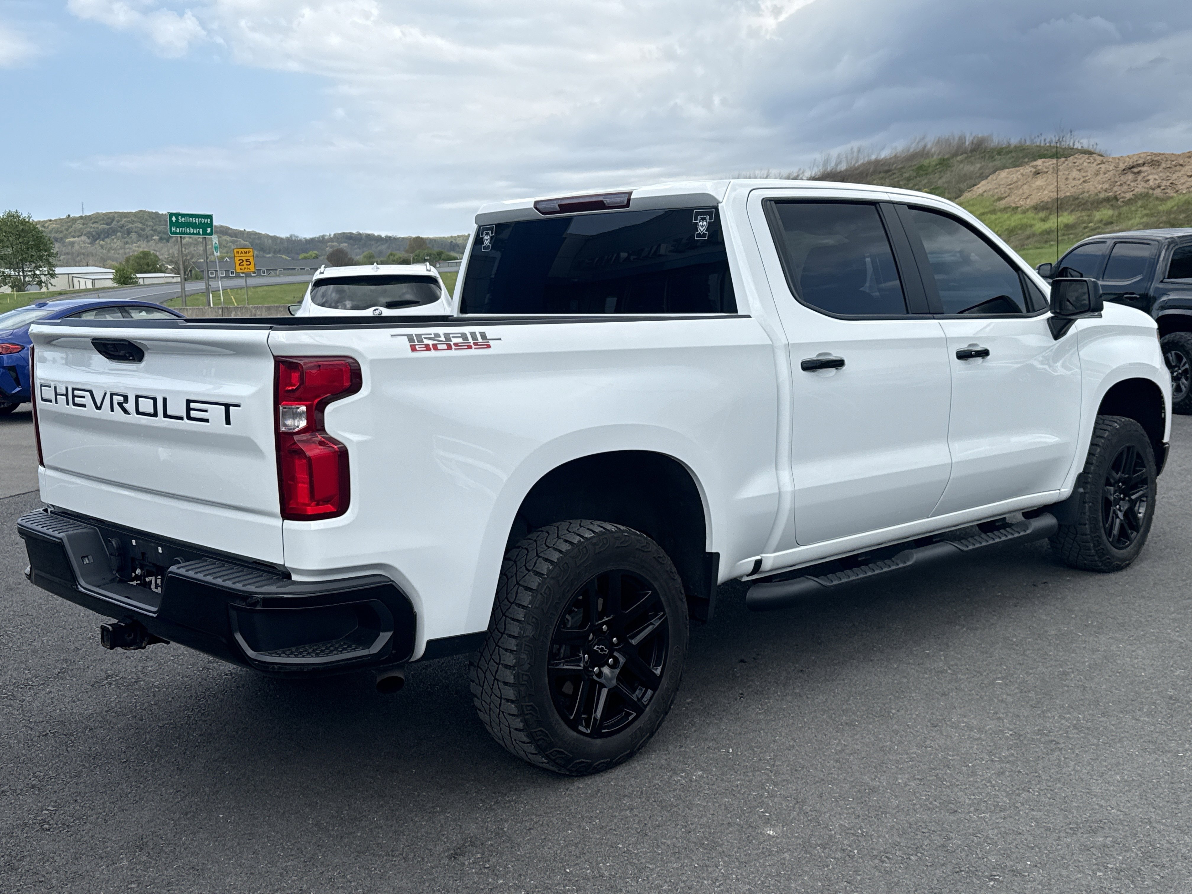 Used 2024 Chevrolet Silverado 1500 LT Trail Boss w/ Protection Package AWD/4WD image 3