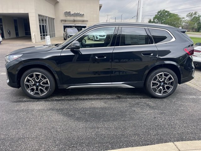 New 2025 BMW X1 xDrive28i w/ Technology Package AWD/4WD image 7
