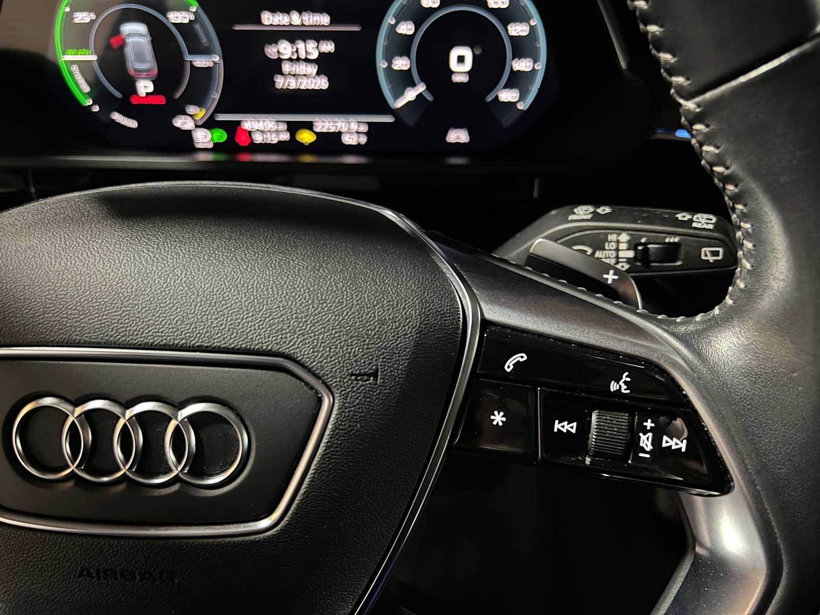 Used 2019 Audi e-tron Prestige w/ Prestige Package AWD/4WD image 42
