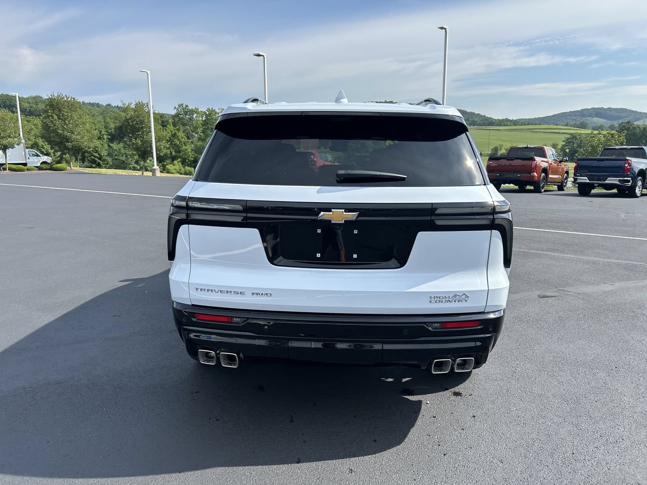 New 2026 Chevrolet Traverse High Country w/ LPO, Floor Liner Package AWD/4WD image 6