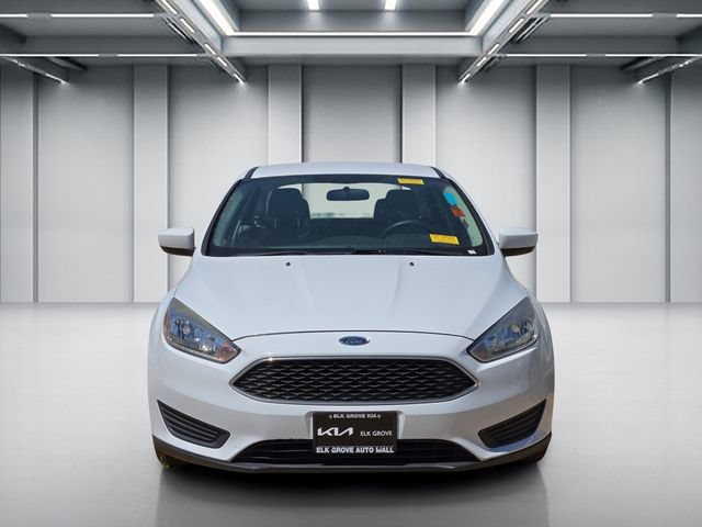 Used 2018 Ford Focus SE FWD image 2