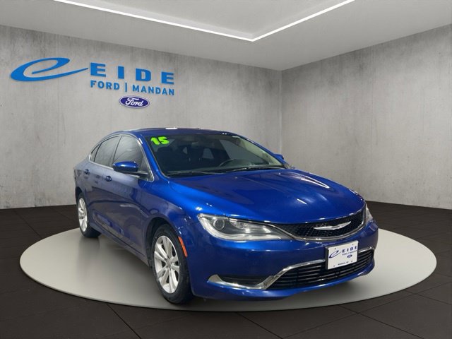 Used 2015 Chrysler 200 Limited w/ Convenience Group