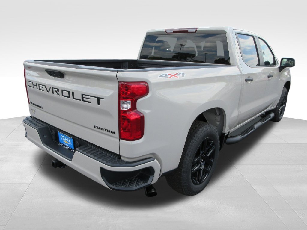 New 2026 Chevrolet Silverado 1500 Custom w/ Turbomax Blackout Package AWD/4WD image 5