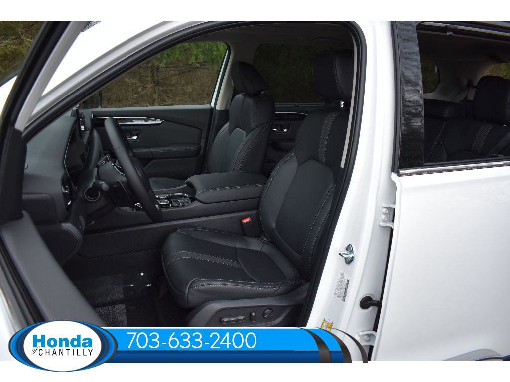 New 2025 Honda Pilot Touring image 26