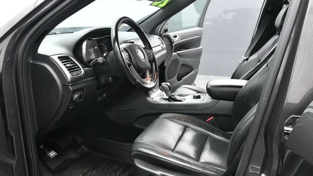 Used 2017 Toyota Tundra SR5 w/ SR5 Upgrade Package AWD/4WD image 13