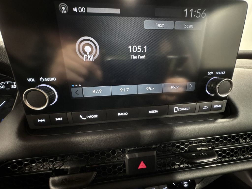 Used 2023 Honda HR-V LX image 22