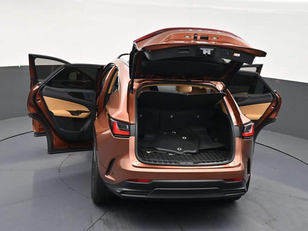 Used 2025 Lexus NX 250 FWD w/ Accessory Package (A2) image 33