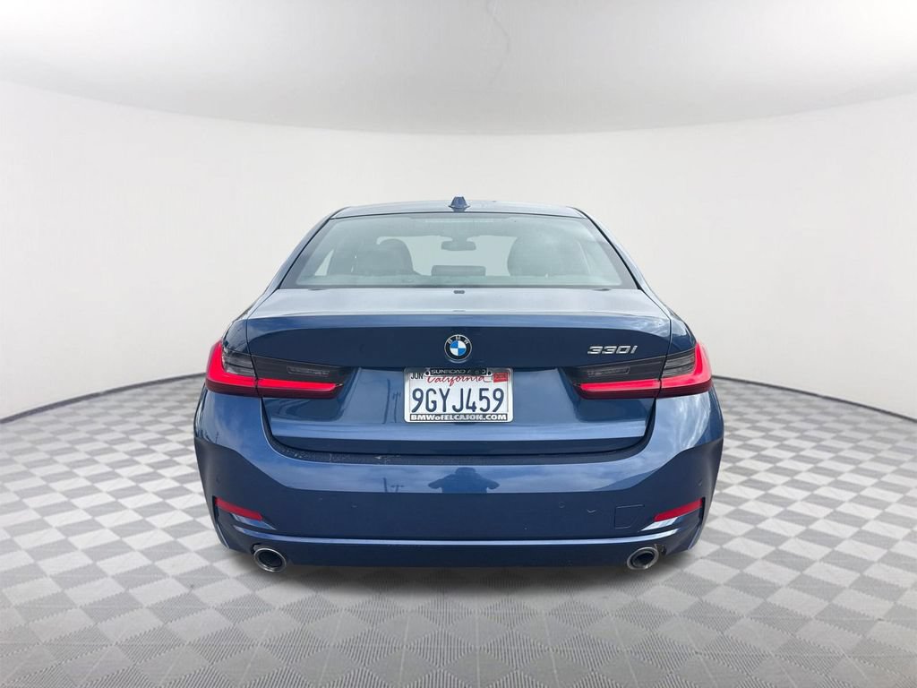 Certified 2023 BMW 330i Sedan w/ Premium Package RWD image 5