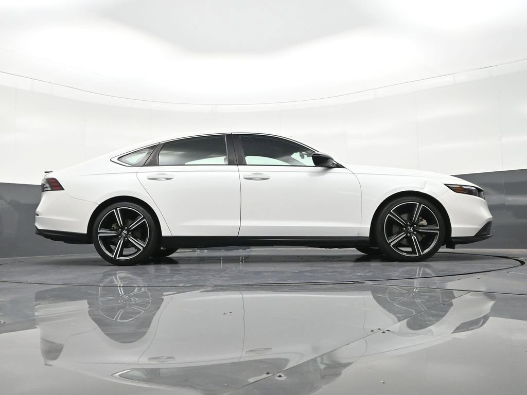 Used 2023 Honda Accord Sport image 30