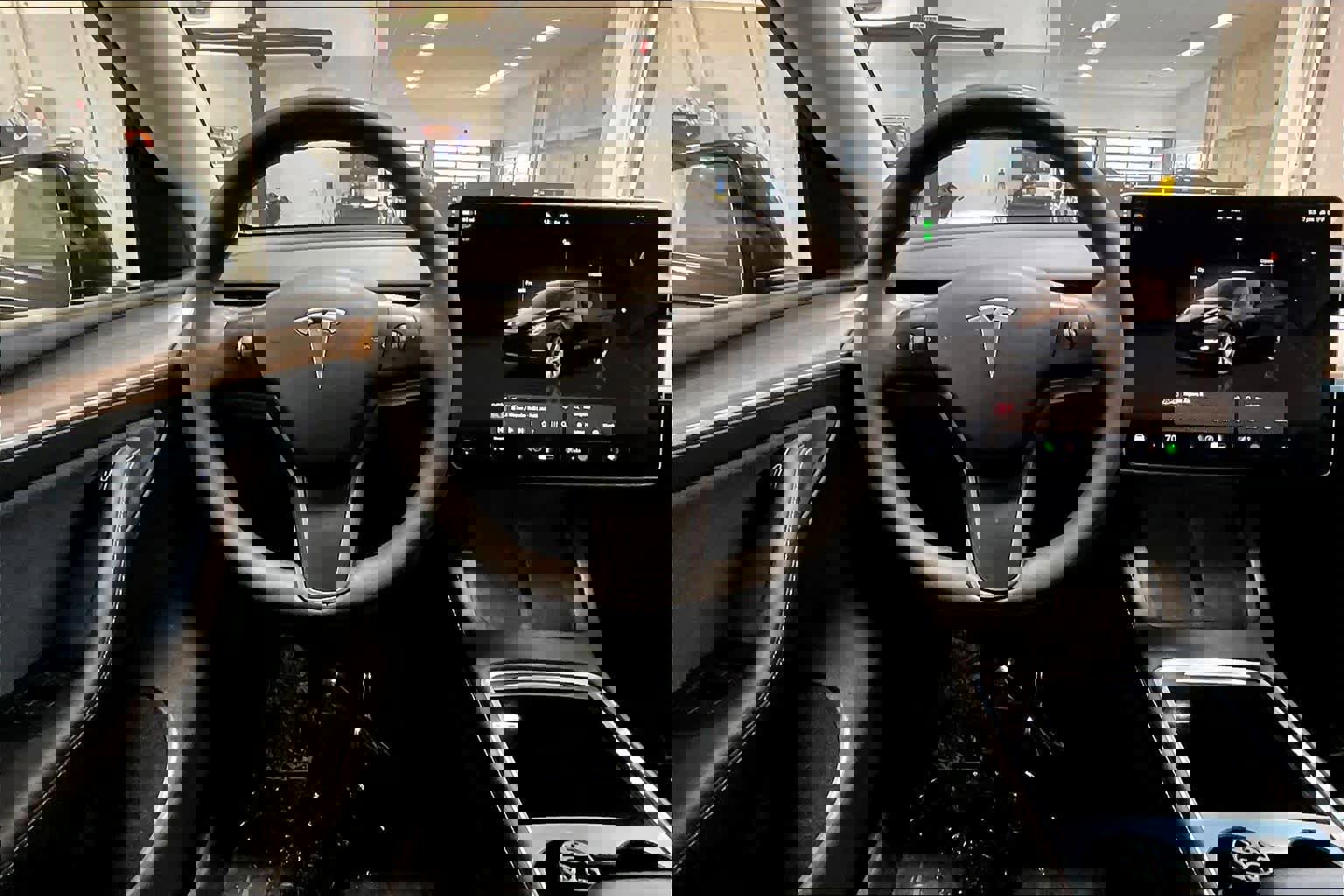 Used 2023 Tesla Model Y AWD image 5