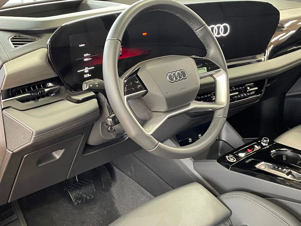 Used 2025 Audi Q6 e-tron Premium Plus w/ Premium Plus image 14