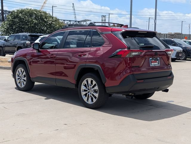 Used 2025 Toyota RAV4 XLE Premium FWD image 9