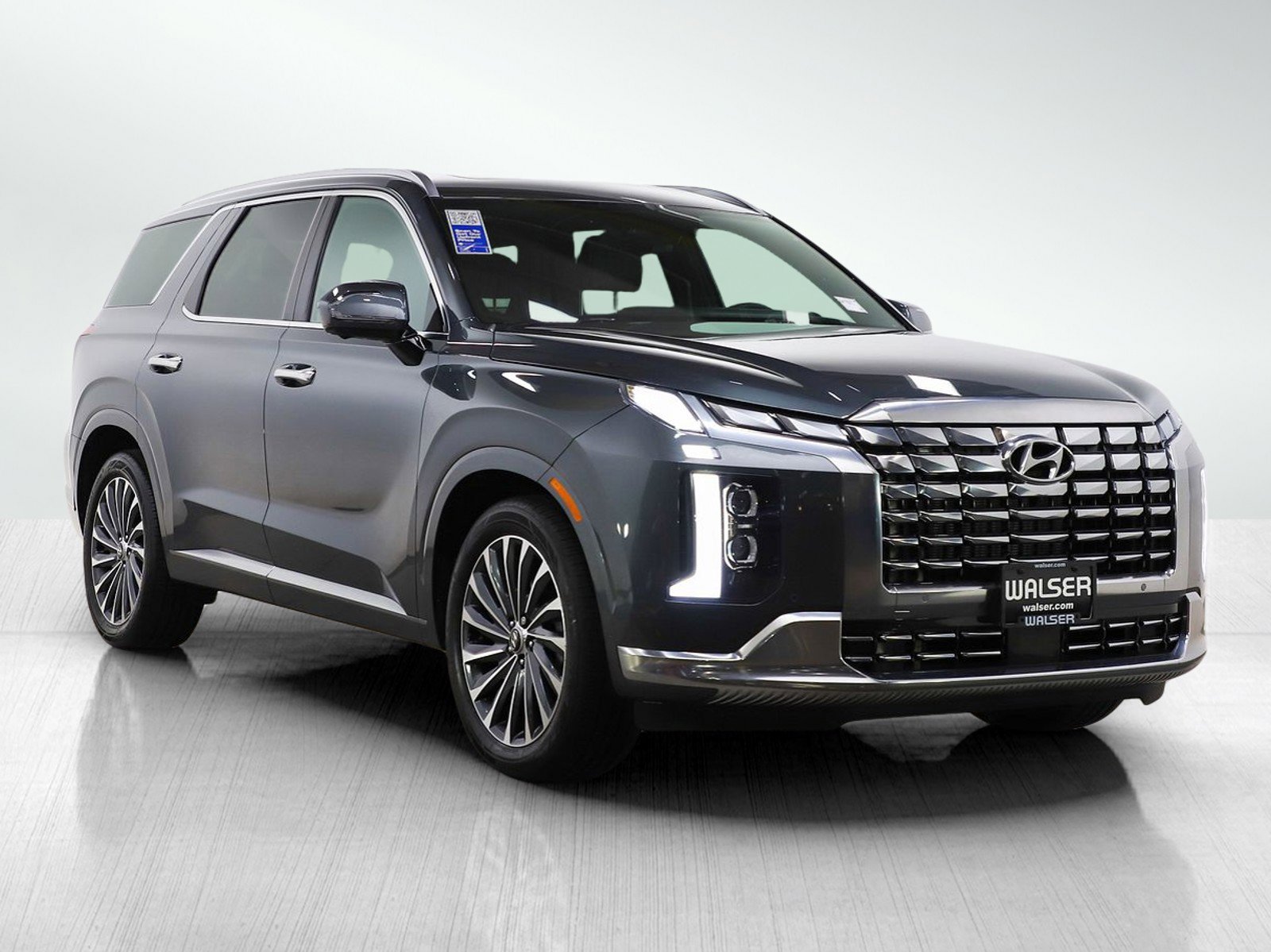 Used 2024 Hyundai Palisade Calligraphy image 7