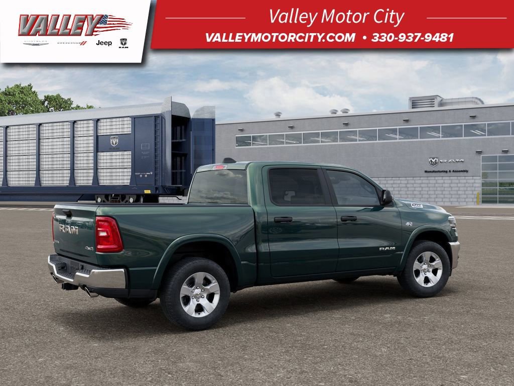 New 2026 RAM 1500 4x4 Crew Cab video 1