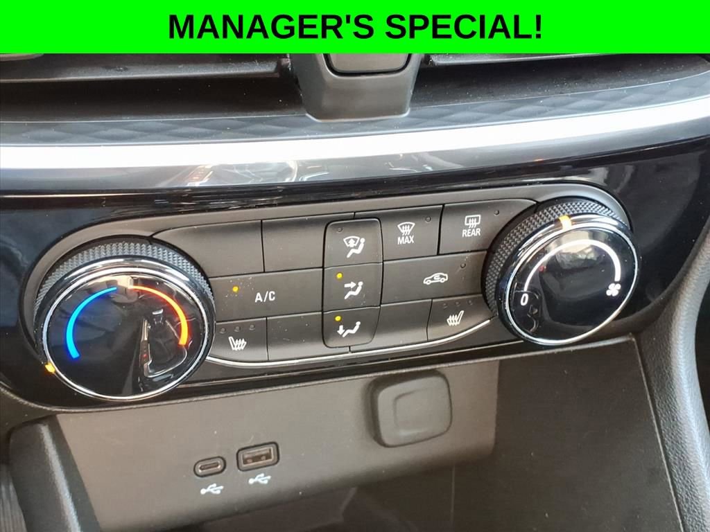 Used 2024 Buick Encore GX Sport Touring w/ Comfort Package FWD image 10