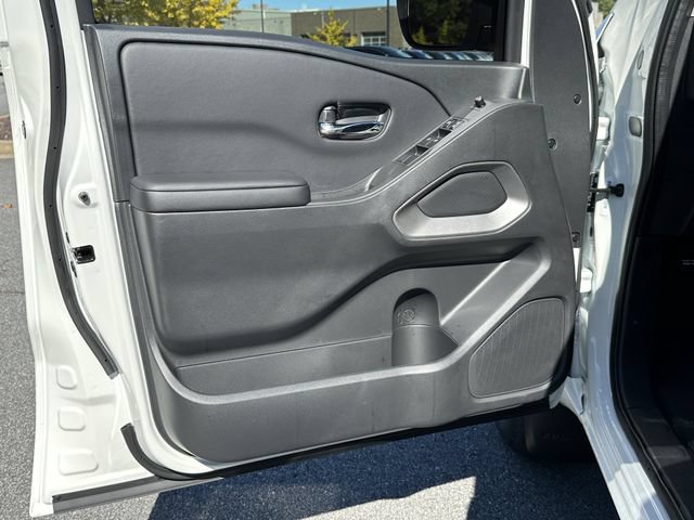 New 2026 Nissan Frontier SV w/ Tow Package AWD/4WD image 12