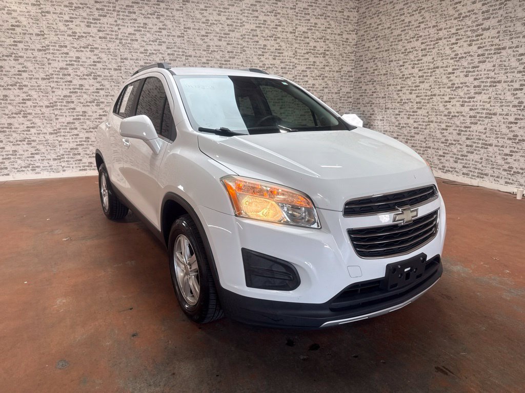 Used 2016 Chevrolet Trax LT AWD/4WD image 1